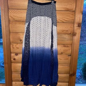 Gimmicks, blue and white multicolor, maxi skirt, size small